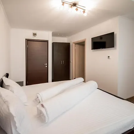 Motel Dr House à Mioveni Extérieur photo